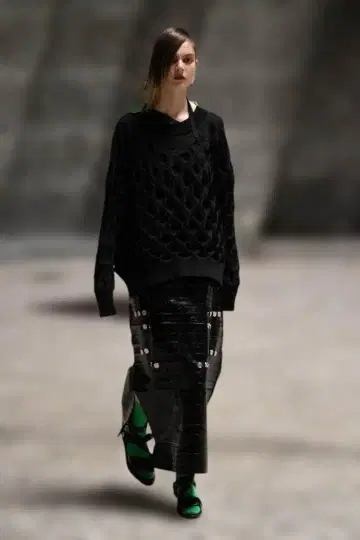 NAMACHEKO 22SS NATHAN 크루넥 니트 블랙 S