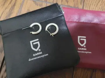 GARNI 귀걸이 후프 귀걸이 실버 써지컬 포스트