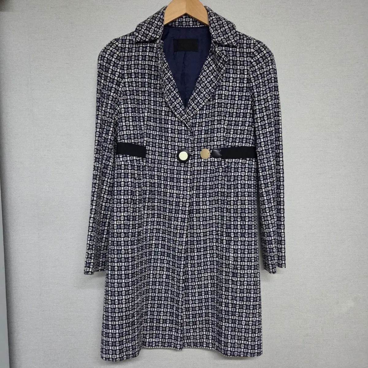 The Barnet Snow White Half Balmacaan Coat #더바넷,#더바넷코트