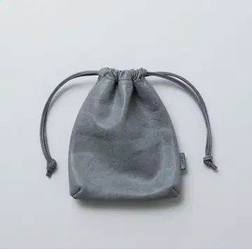 PLANT 드로우 스트링 파우치 M smoke black