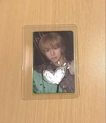 idntt 친필 사인 포함 OMA 누리