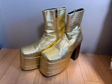 여성용 골드 런던 부츠 통굽 새상품급 26.0cm