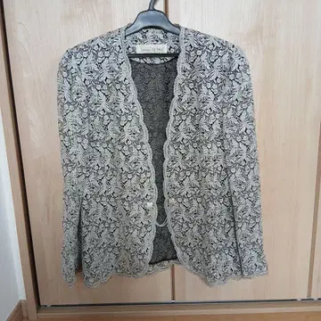 SAISON DE MIKI 꽃무늬 레이스 노카라 자켓