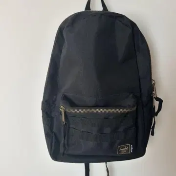 Herschel BEAMS 콜라보 블랙 백팩