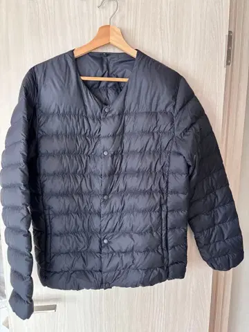 새상품급 무인양품 경량 다운 노카라 자켓 네이비 M 사이즈