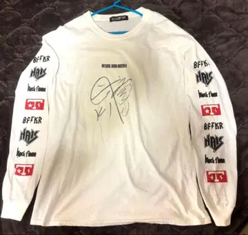 타케루 친필 사인 T셔츠 BLACK FLAME 콜라보 긴팔 격투기