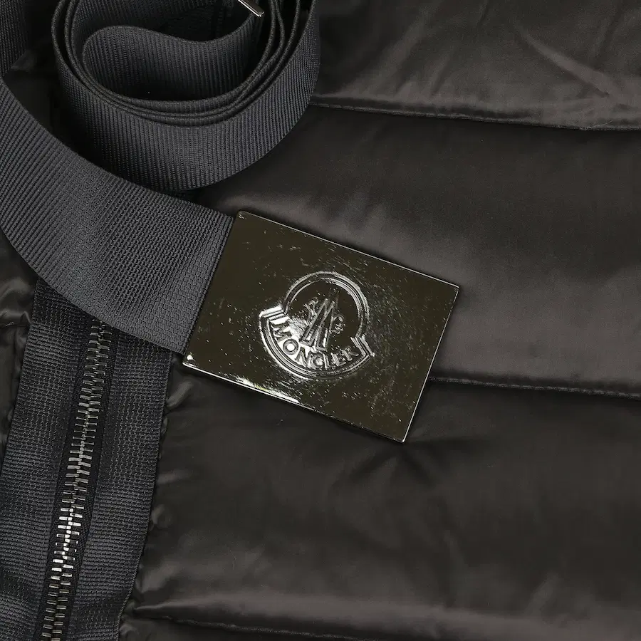(W) Moncler Tinuviel 长款羽绒服