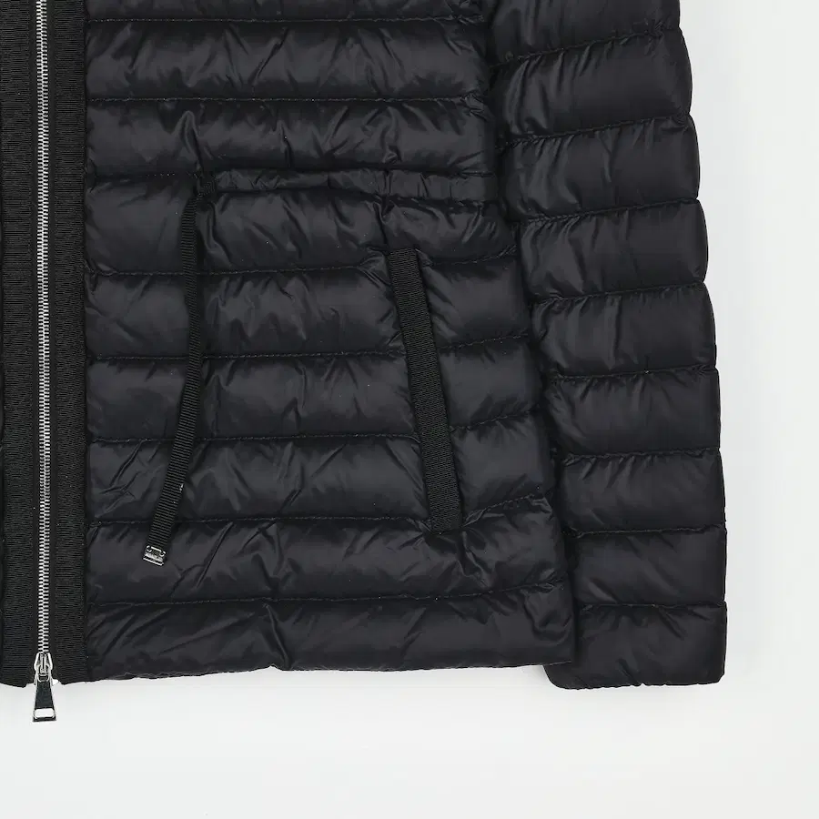 (女款) Moncler Ray 短款羽绒服