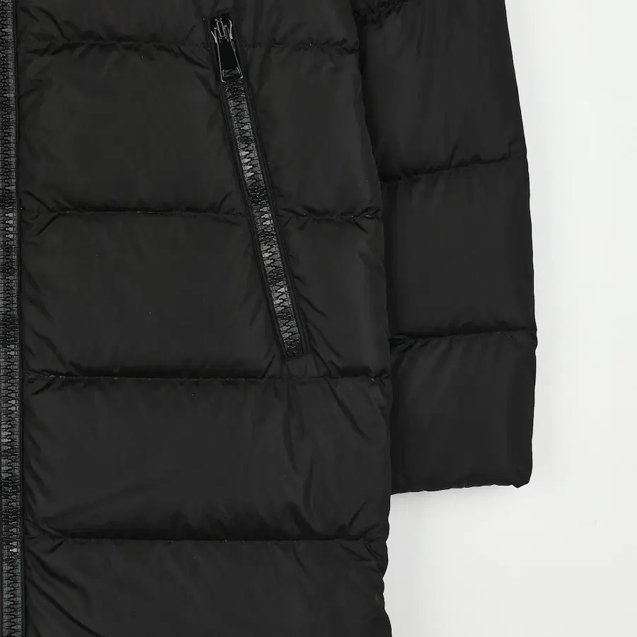 (女款) Moncler Garrot 长款羽绒服