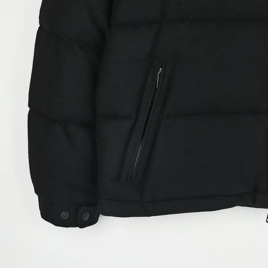 Moncler Genius Léa羊毛羽绒服