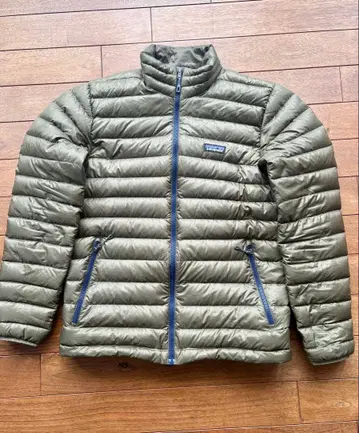 patagonia 올리브 다운 자켓