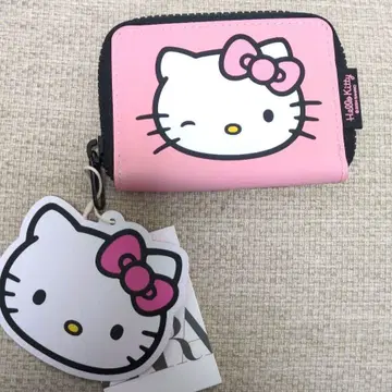 ZARA 헬로키티 코인 케이스