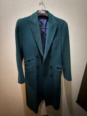 [ 완판템 ] 캐서린 햄넷 더블 브레스트 체스터 코트