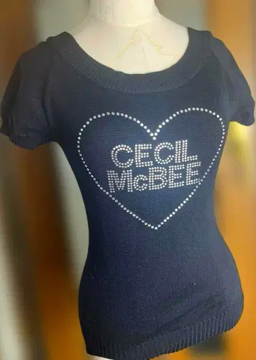 당시 y2k 헤이세이 갸루 CECIL McBEE 큐빅 반팔 니트