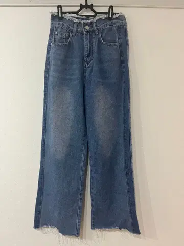 THE YOn 사이드 라인 컷오프 헤임 데님 팬츠