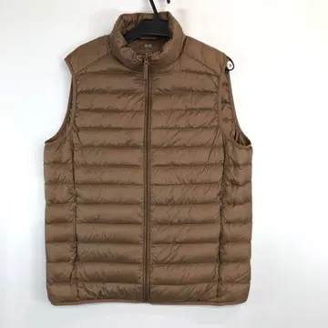 유니클로 울트라 라이트 다운 베스트 집업 브라운 계열 XL 사이즈
