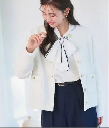 Pierrot 트위드 자켓 노카라