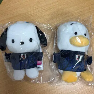 산리오 x 일본 축구 국가대표팀 SAMURAI BLUE 포차코 턱시도샘