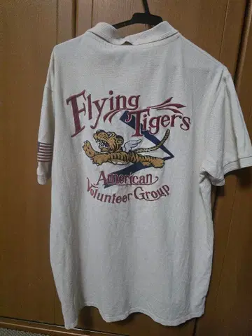 AVIREX 아비렉스 플라잉 타이거 피케 셔츠 새상품급 자수