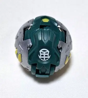 바쿠간 윙 팔코 트라이 팔코 9