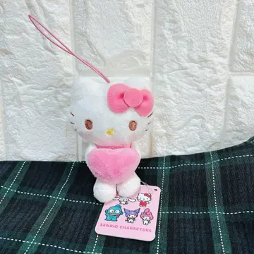 산리오 캐릭터즈 복숭아색 하트 마스코트 헬로키티