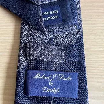 드레익스 넥타이