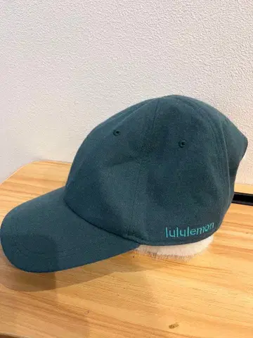lululemon 청록색 캡 S/M