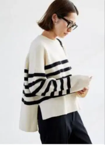 프레임워크 립 보더 크루넥 풀오버 화이트 프리 사이즈