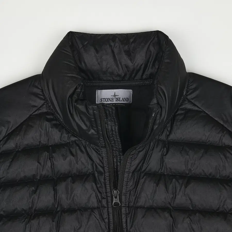 Stone Island 罗纹织物 R-尼龙羽绒-TC 夹克