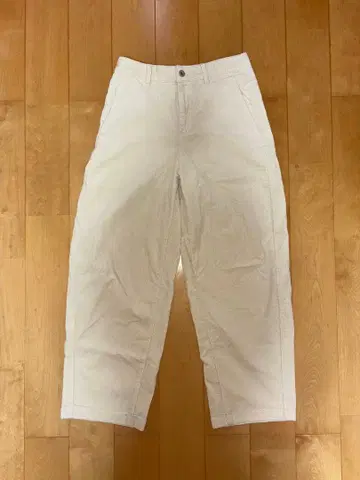 유니클로 UNIQLO 코듀로이 커브 팬츠