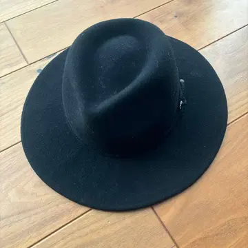 블랙 울 햇 ANTEPRIMA