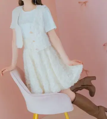 새상품 윌 셀렉션 플라워 레이스 스커트 베스트 셋업