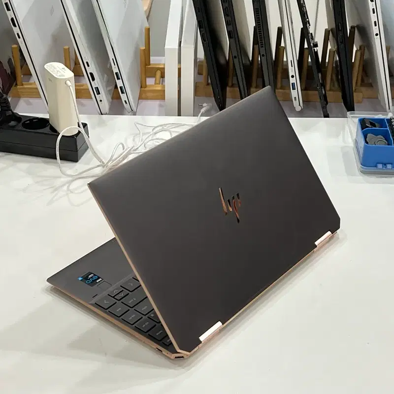 HP x360 스펙터 4K i7-1165G7 터치스크린 투인원 노트북