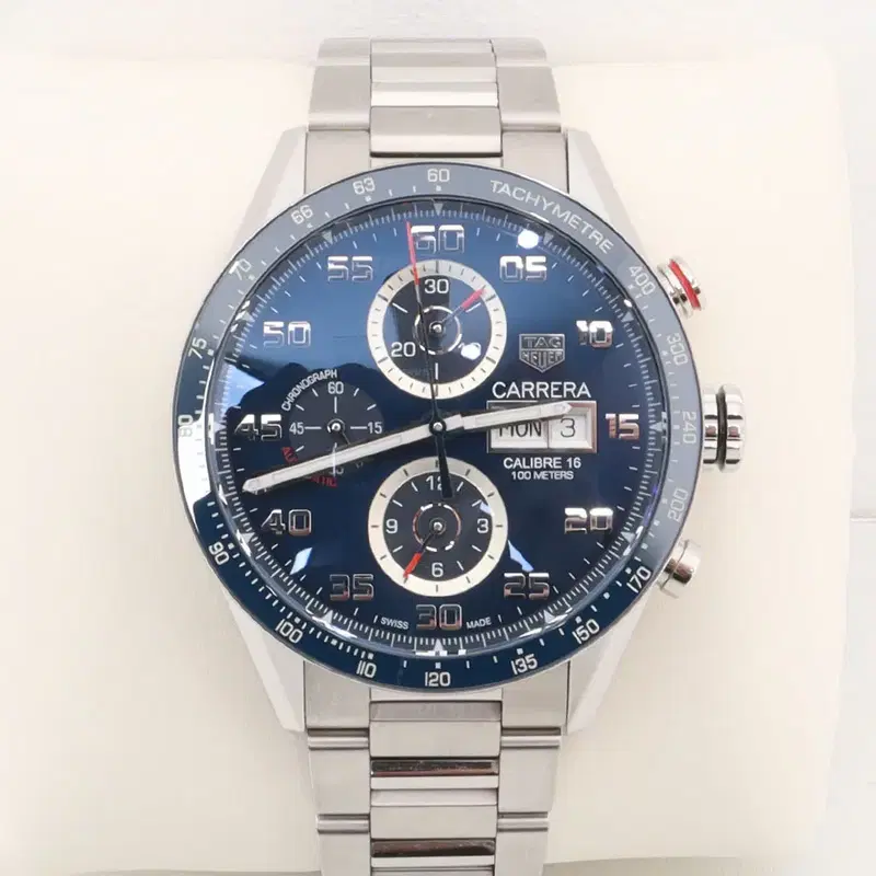 태그호이어 까레라 CV2A1V 43MM 칼리버 16 데이데이트 청판