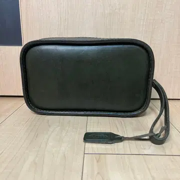 HERZ 샘플룸 한정판 클러치백