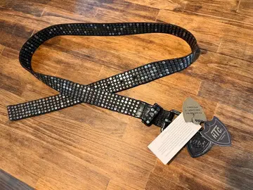 HTC 스터드 벨트