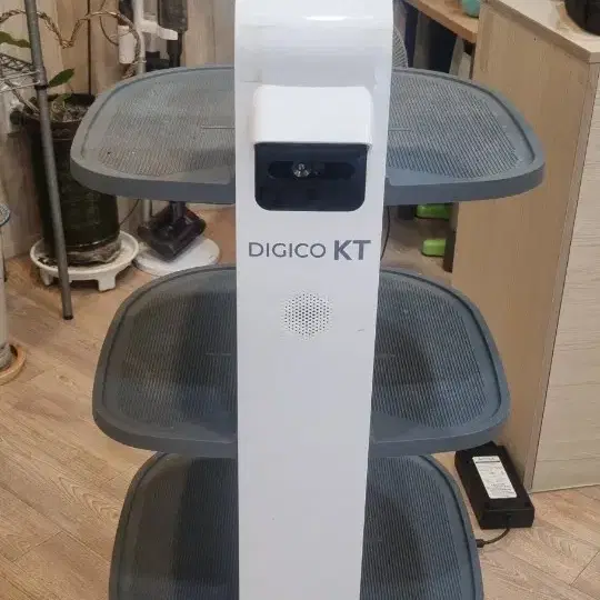 LG 클로이 서브봇 DIGICO KT 서빙 로봇