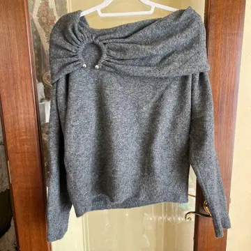 자라 오프숄더 니트탑 니트 상의 그레이