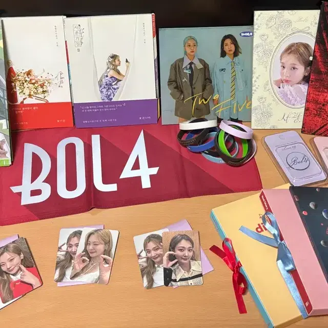 볼빨간사춘기 앨범 및 굿즈 팝니다!