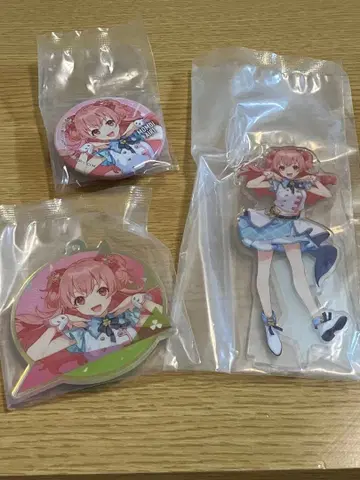 프로세카 세가 럭키 쿠지 모모이 아이리 아크링 키링 아크릴 스탠드 캔뱃지