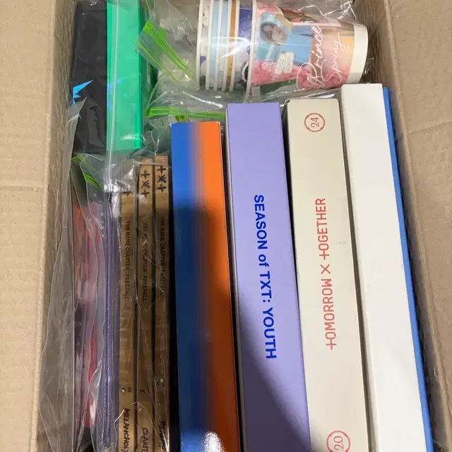 투모로우바이투게더 앨범 시즌그리팅 굿즈 일괄 판매