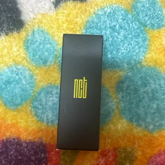 엔시티 아모레 응원봉 립밤 믐뭔봄