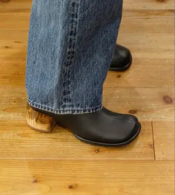 ALM ADERA 가죽 부츠 37 블랙 숏부츠