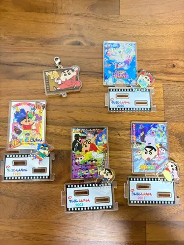 짱구는 못말려 아크릴 스탠드 5개 세트