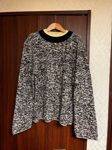 NAMACHEKO kusenov 크루넥 울 니트