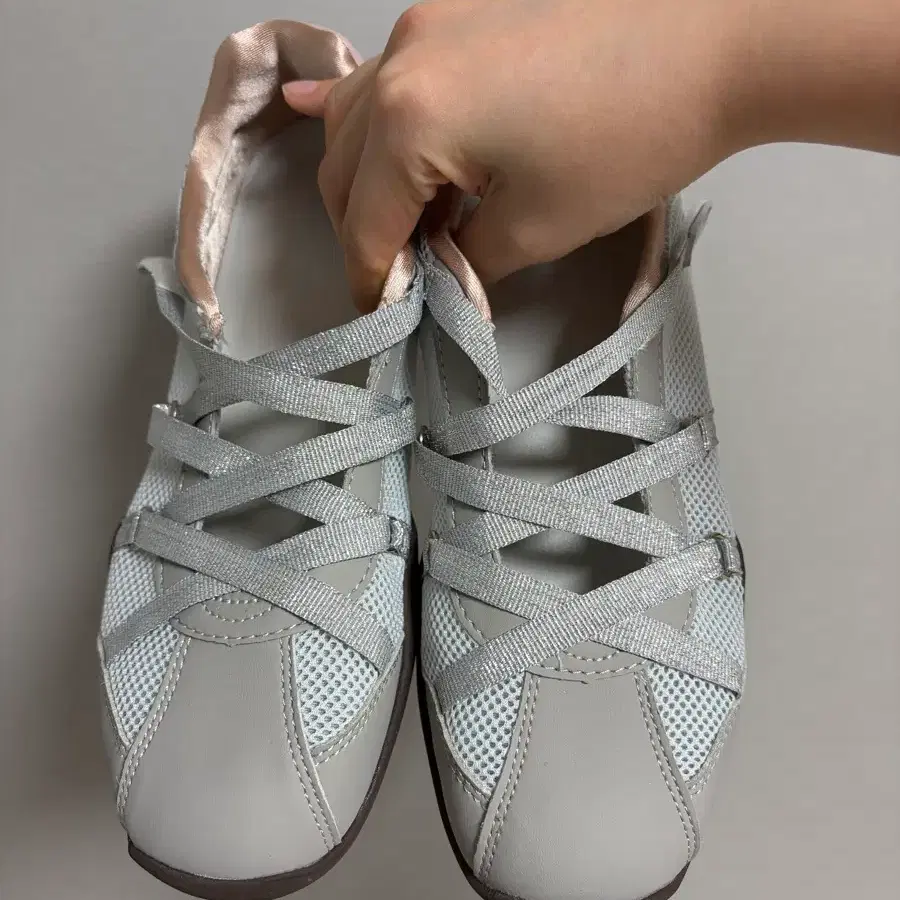 Rockfish Wayfarer kiss of life Silver Sneakers 240 #락피쉬웨더웨어