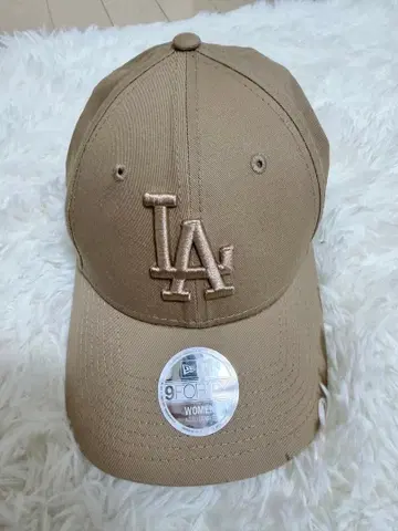 LA 9FORTY 야구 모자 베이지