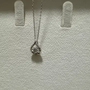 SWAROVSKI 지르코니아 펜던트 목걸이 댄싱스톤 물방울