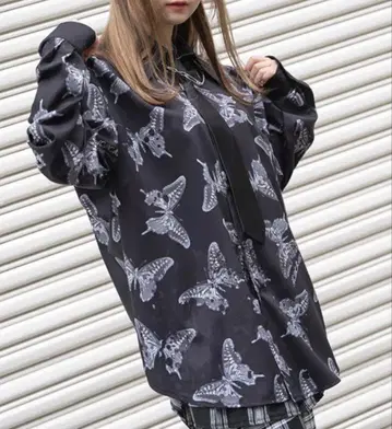 ACDC RAG 에이씨디씨라그 버터플라이 셔츠 블랙 x 그레이