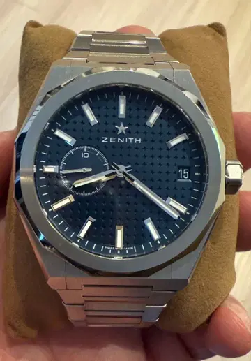 ZENITH DEFY SkYLINE